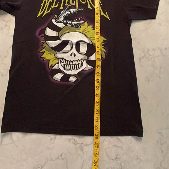 Beetlejuice T-Shirt Black Graphic Sandworm - Adult Size S - Picture 8 of 9